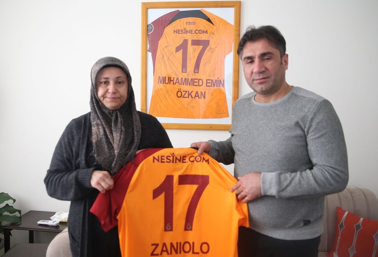 Depremde yaşamını yitiren Muhammed Emin'in ailesi Zaniolo'ya minnettar - Resim : 3