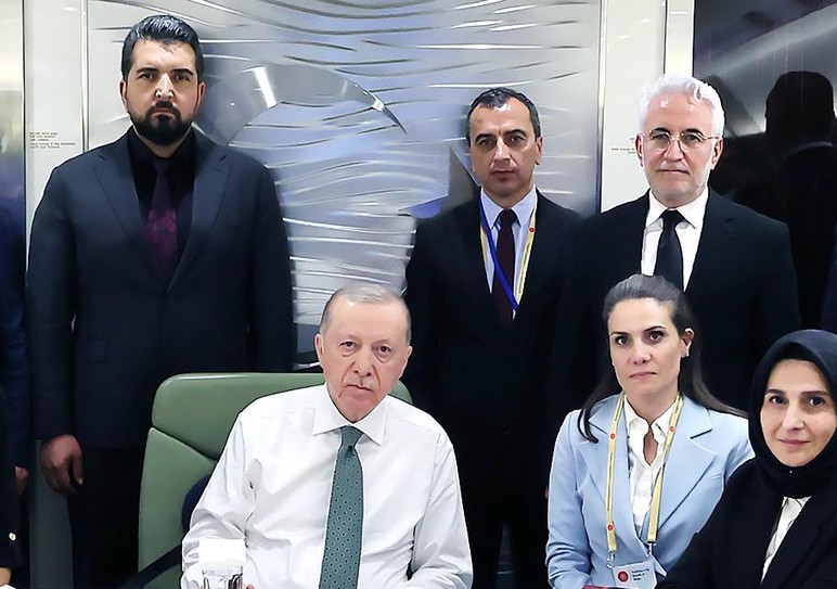 Cumhurbaşkanı Erdoğan: Bahçeli'ye teşekkür ediyorum, bugün de yarın da yine milletimize kulak vereceğiz - Resim : 1