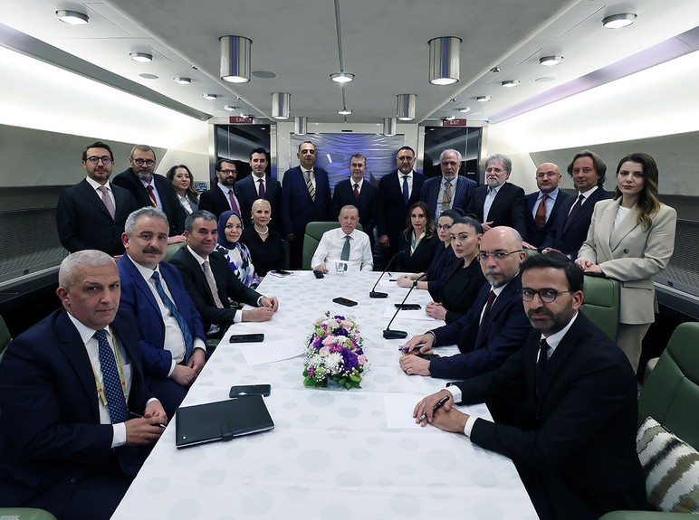 Cumhurbaşkanı Erdoğan: Artık terör örgütü çağrının gereğini yerine getirmeli - Resim : 1