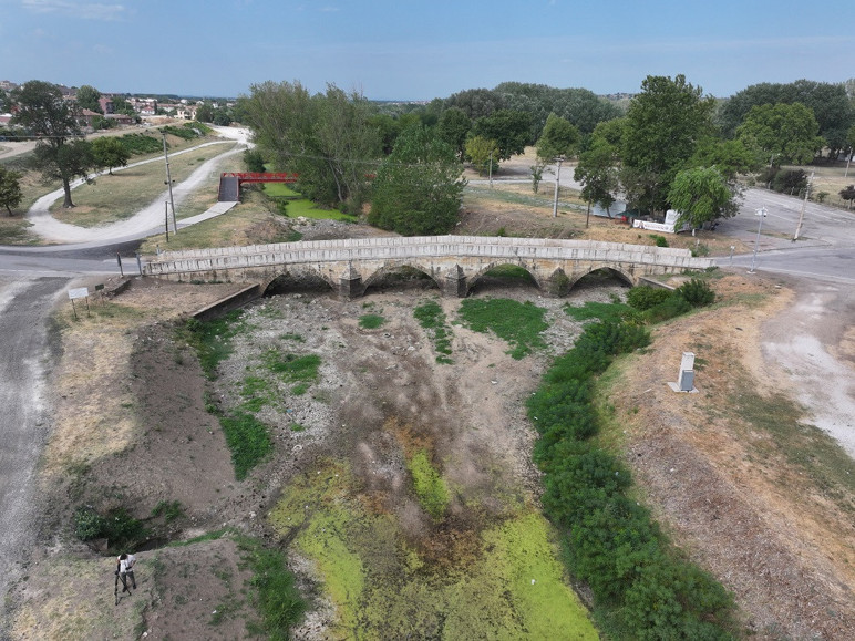 La sequía también llegó al río Tún, el agua no fluye - Imagen: 1