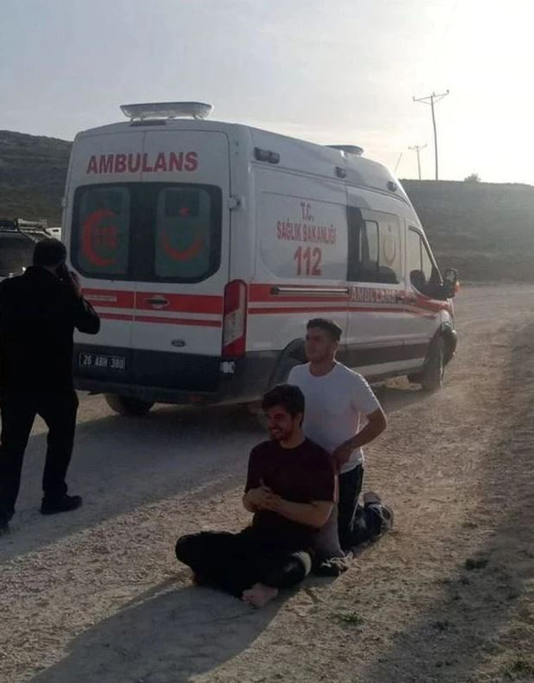Kaza geçirmişti... Gönül Dağı'nın Taner'i Berk Atan'dan günden sonra ilk fotoğraf geldi - Resim : 1