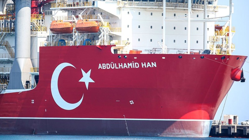 Yunanistan'da Abdülhamid Han gemisi paniği!