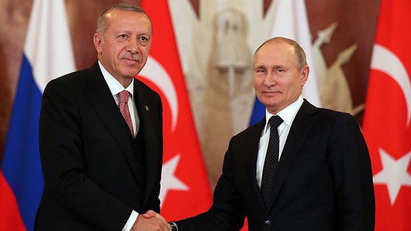 Erdoğan, Rusya Devlet Başkanı Putin ile görüştü! "Sivil yerleşimlerin hedef alınması kaygı verici"