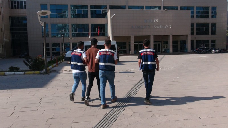 Kilis'te PKK şüphelisine operasyon
