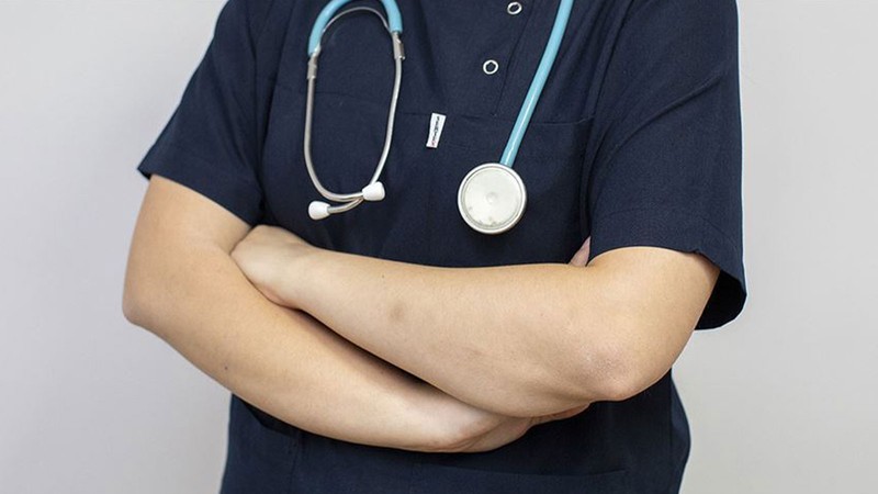 Sağlık Bakanlığı duyurdu! Binlerce doktor adayına müjde verildi