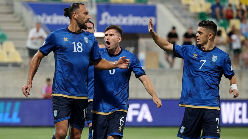 Vedat Muriqi yıldızlaştı, Kosova farklı kazandı