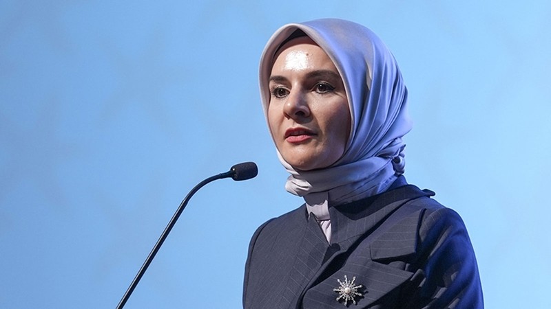Bakan Göktaş, TikTok ve Instagram temsilcileri ile görüşecek