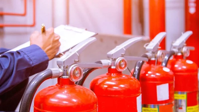 Ticaret Bakanlığı'ndan yangın tüpü fiyatlarındaki fahiş fiyat artışına denetim