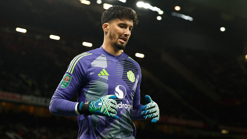 Amorim kaleci transferi istedi! Altay Bayındır'ın geleceği belirsiz