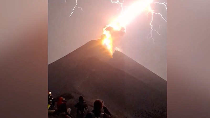 Guatemala'da 30 bin kişi risk altında