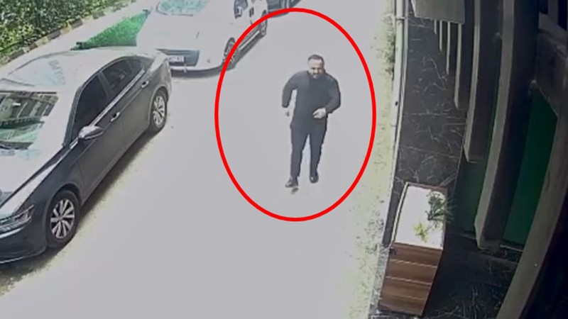 Silahlı saldırıda yaralandı, sekerek iş yerine sığındı