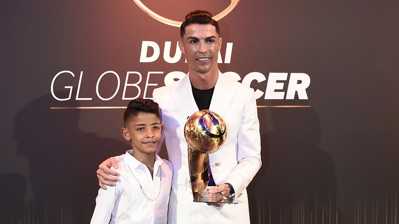 Cristiano Ronaldo'nun oğlu hangi milli takımı seçecek?