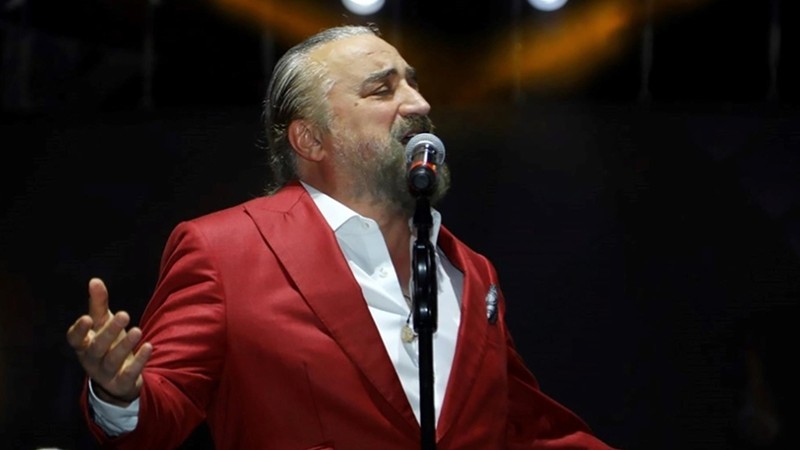 Sanatçı Volkan Konak'ın cenazesi İstanbul'a getirildi