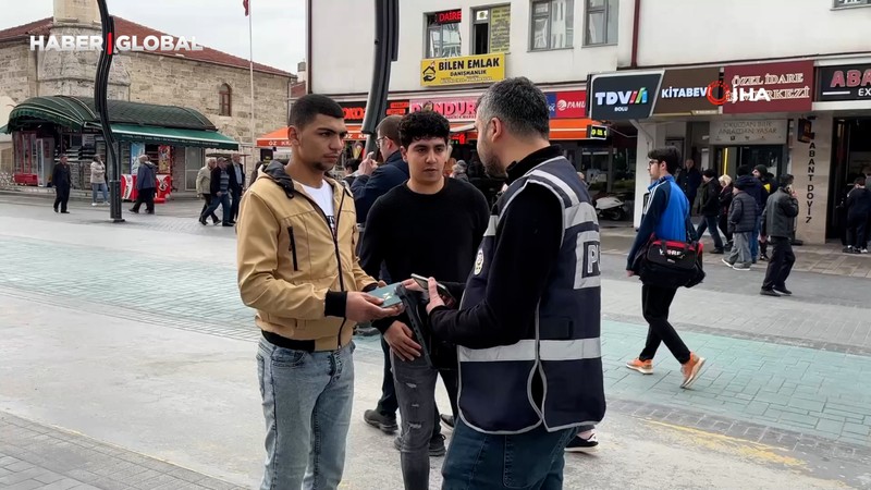 Bolu'da yabancı uyruklu vatandaşlar denetlendi