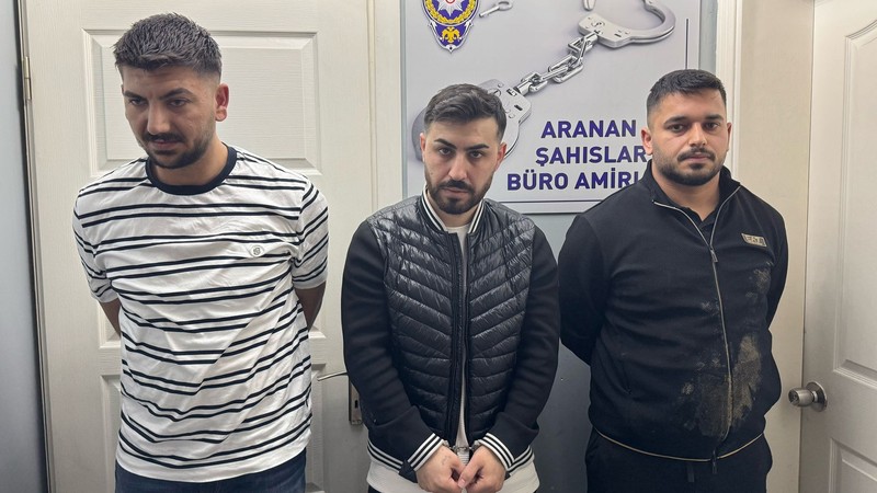 Sosyal medyadan 'Demek herkes beni arıyor' paylaşımı yapan firari hükümlüler kıskıvrak yakalandı