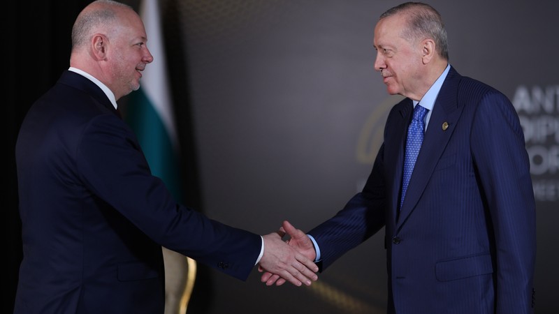 Cumhurbaşkanı Erdoğan'dan Antalya'da diplomasi trafiği