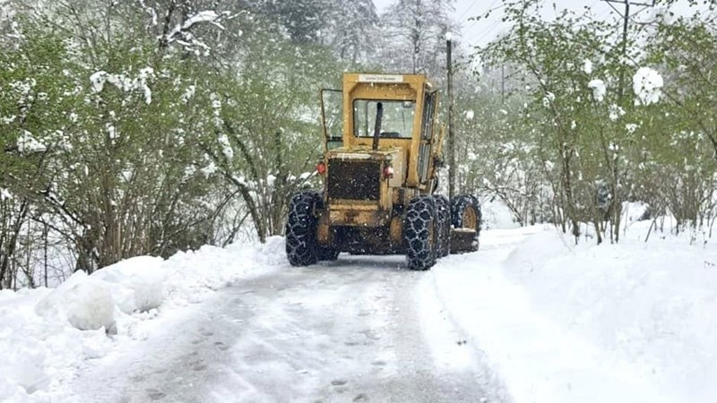 Erzurum, Erzincan ve Tunceli'de 218 yerleşim yerine ulaşım sağlanamıyor