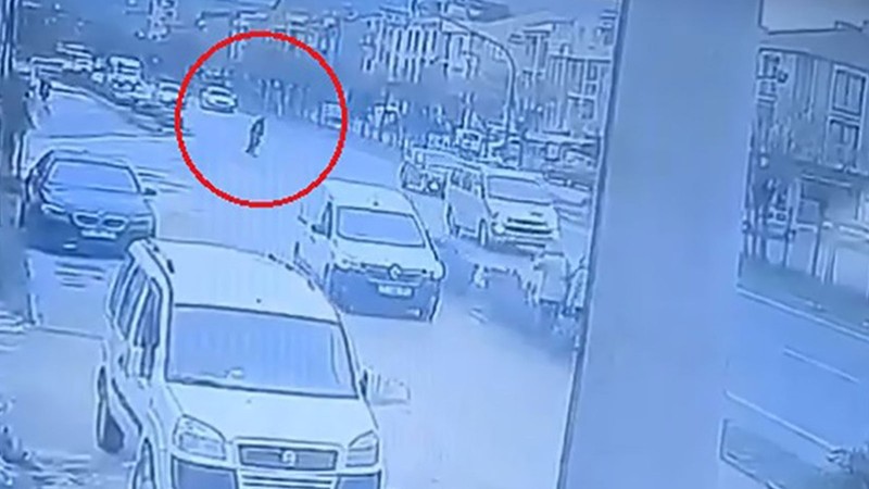 Otomobilin çarptığı yaşlı adam yaşamını yitirdi
