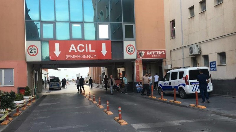 Dengesini kaybedip merdivenlerden düşen adam hayatını kaybetti