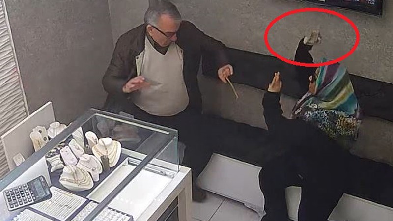 Taş ve biber gazıyla kuyumcu soyma çalışan kadın: Onların refah içinde olması sinirime dokundu