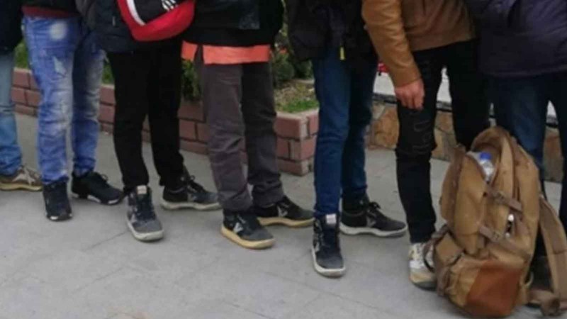 Edirne ve Kırklareli'nde 32 düzensiz göçmen yakalandı