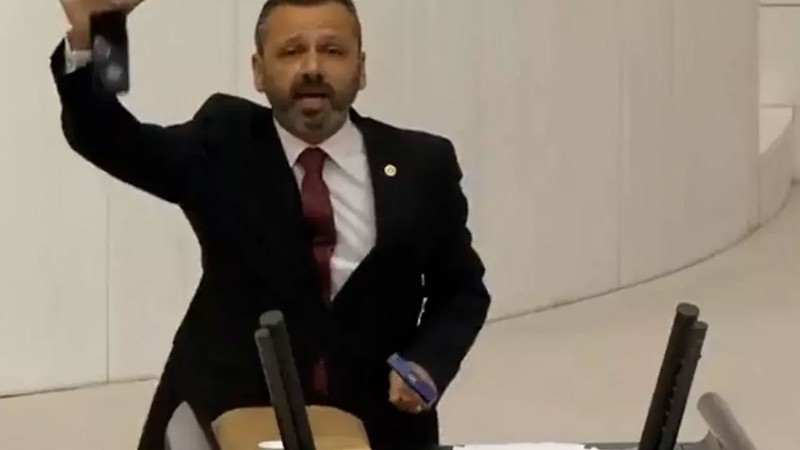 TBMM Genel Kurulunda kürsüye zarar veren eski milletvekili Erbay, tazminat ödeyecek