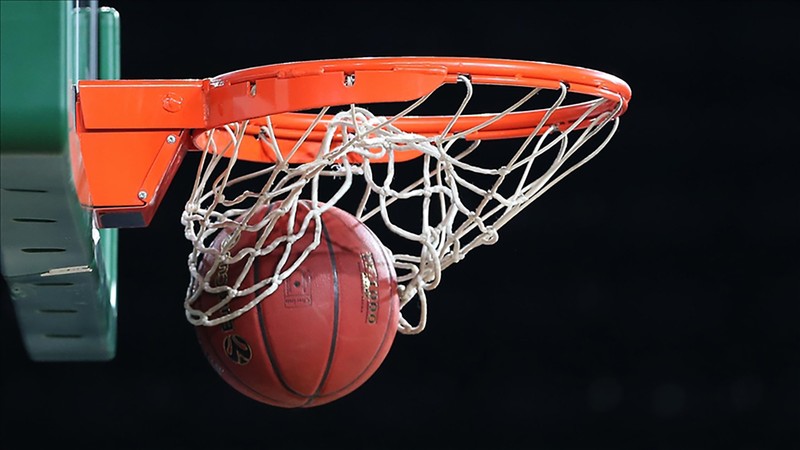 Anadolu Efes ve Fenerbahçe Beko'nun maçları ertelendi