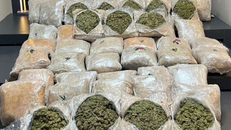 Otomobilde 39 kilo 400 gram skunk ele geçirildi
