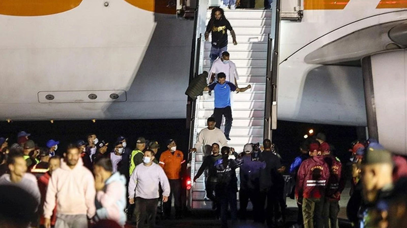 ABD, Venezuelalı düzensiz göçmenleri sınır dışı etti