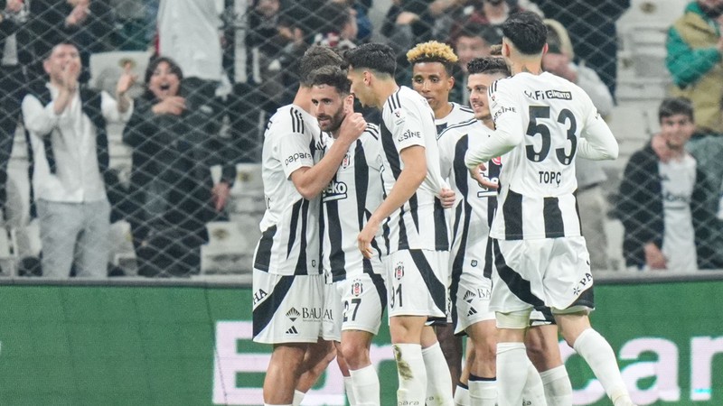 Beşiktaş, Hatayspor karşısında farka koştu