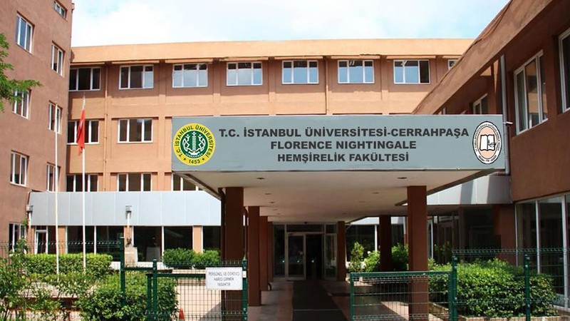 İÜ-Cerrahpaşa Hemşirelik Fakültesi'nin faaliyetleri 20 gün durduruldu