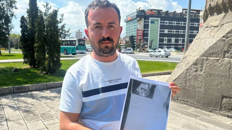 Doktorun kürtaj yapmaya çalıştığı sağlıklı bebek tedaviden 10 gün sonra düştü