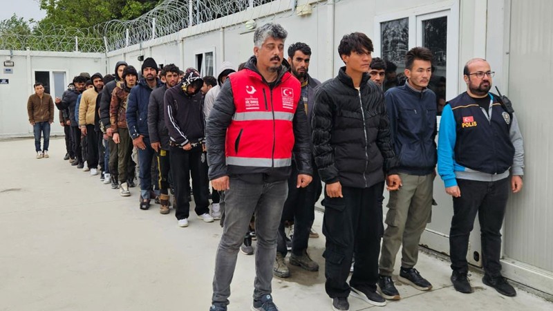 Adres Sakarya: 46 düzensiz göçmen yakalandı
