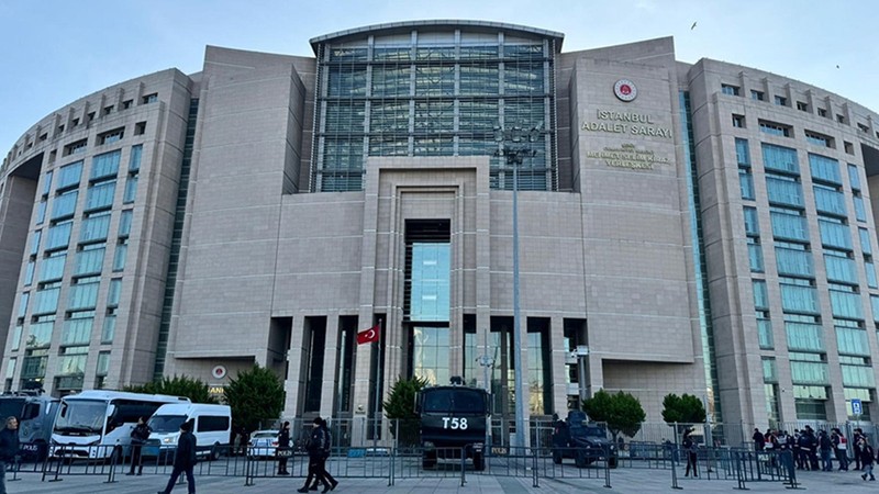 İBB'ye yönelik yolsuzluk soruşturmasında 18 şüpheli tutuklandı