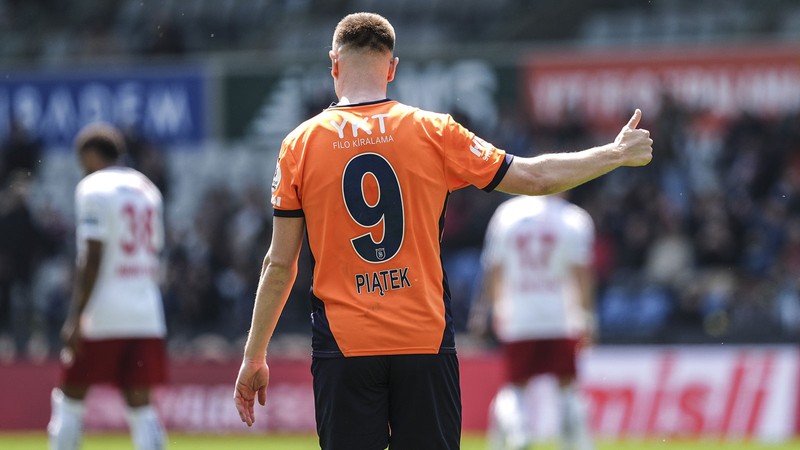 Tahkim Kurulu, Krzysztof Piatek'in cezasını 1 maça indirdi