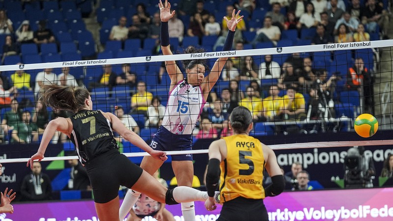 VakıfBank yarı finalde Savino Del Bene'ye kaybetti