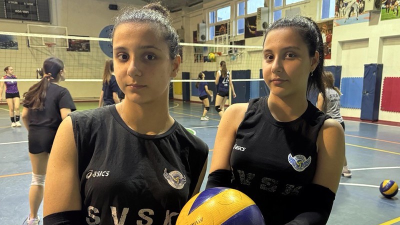 Ada ve Naz ikizlerin hedefi Sultanlar Ligi