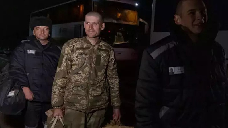 BAE: Rusya ile Ukrayna arasında 410 esirin takasına ara buluculuk yaptık