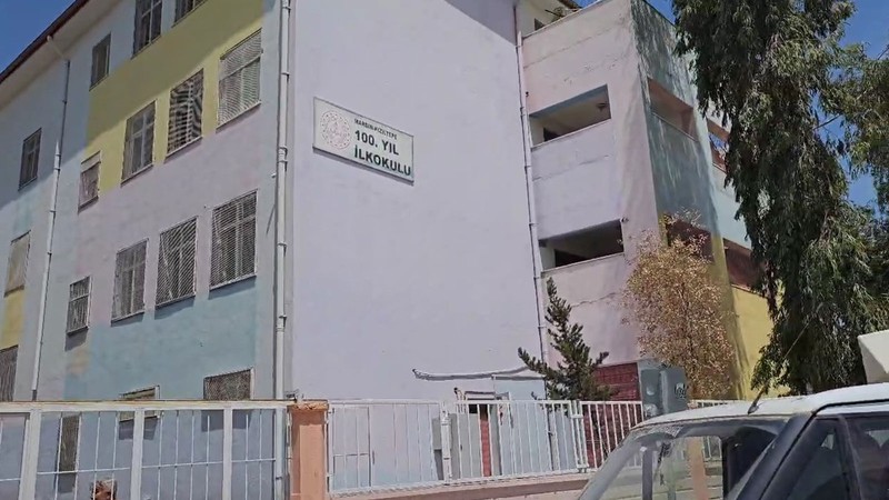 Mardin'de vahşet: Okul bahçesinde silahlı saldırıya uğrayan öğretmen öldü