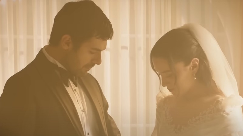 Rüzgarlı Tepe dizisi yeni bölüm izle! Kanal 7 Rüzgarlı Tepe dizisi 201. bölüm izle