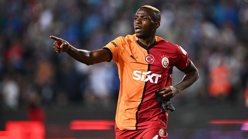 Victor Osimhen, Türk futbol tarihine geçti!