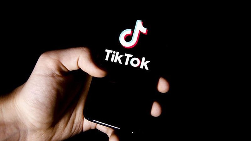 AB'den TikTok'a suçlama