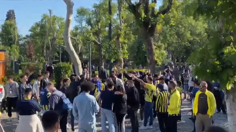 Fenerbahçe taraftarından yönetime tepki