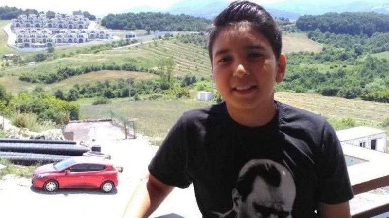 7 yıl önce öldürülen Kerem'in arkadaşının annesi yargılanmaya başladı 