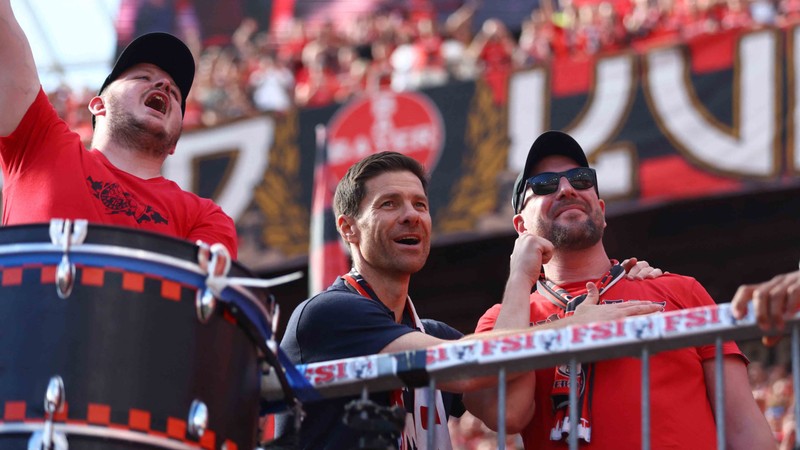 Leverkusen'den Alonso'nun koltuğu için sürpriz hamle!