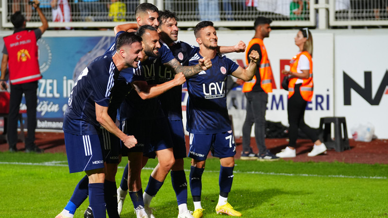 Batman Petrolspor, 2. Lig play-off finaline yükseldi