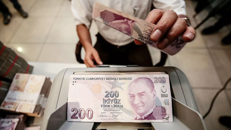 Dolar ve enflasyon bilmecesi
