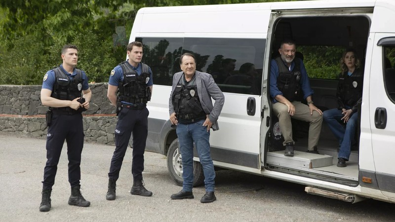 Arka Sokaklar 715. bölüm izle