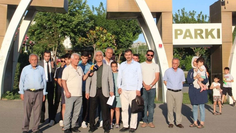 Mahalle sakinlerinden baz istasyonu tepkisi