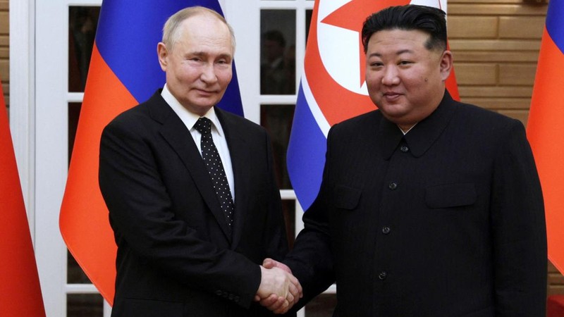 Kuzey Kore lideri Kim, Rusya'ya koşulsuz destek sözü verdi